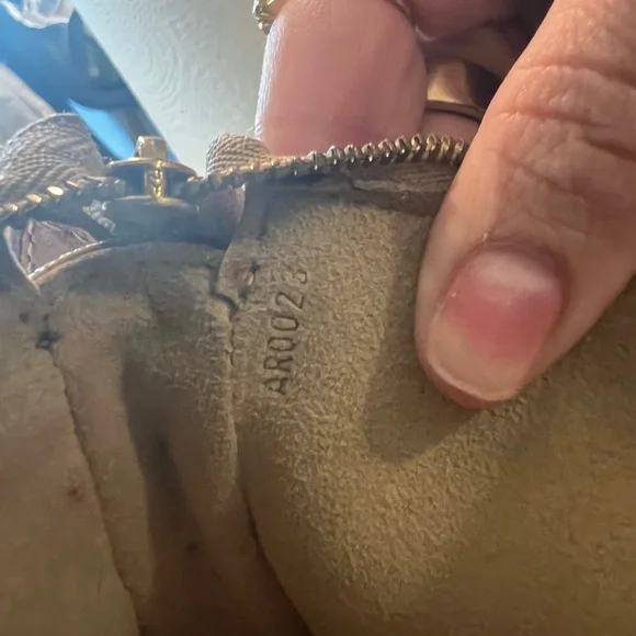 Louis Vuitton Cherry Blossom pochette - Picture 9 of 9